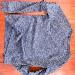 Underarmour S blue/gray crewneck sweater
